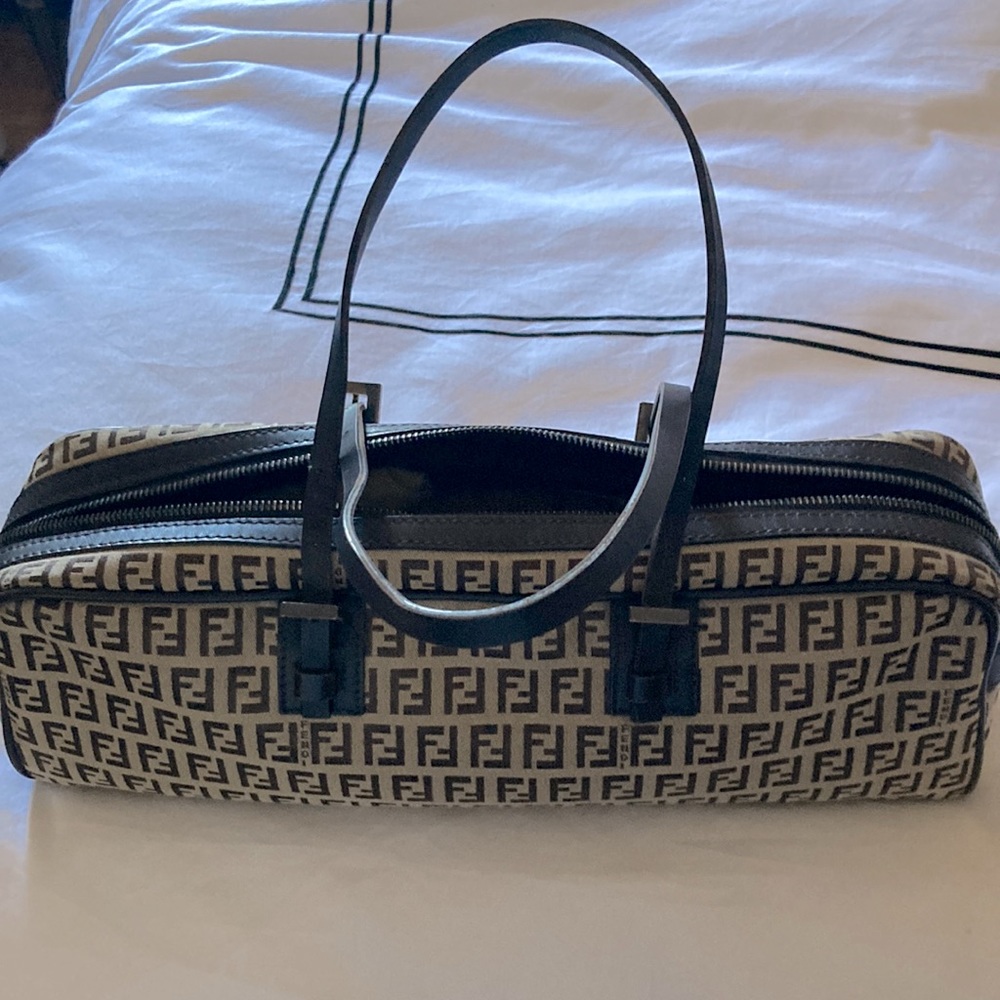 Fendi bag Beige Zucchino-Print Canvas authentic pre-owned. Comes w/sleeper bag.